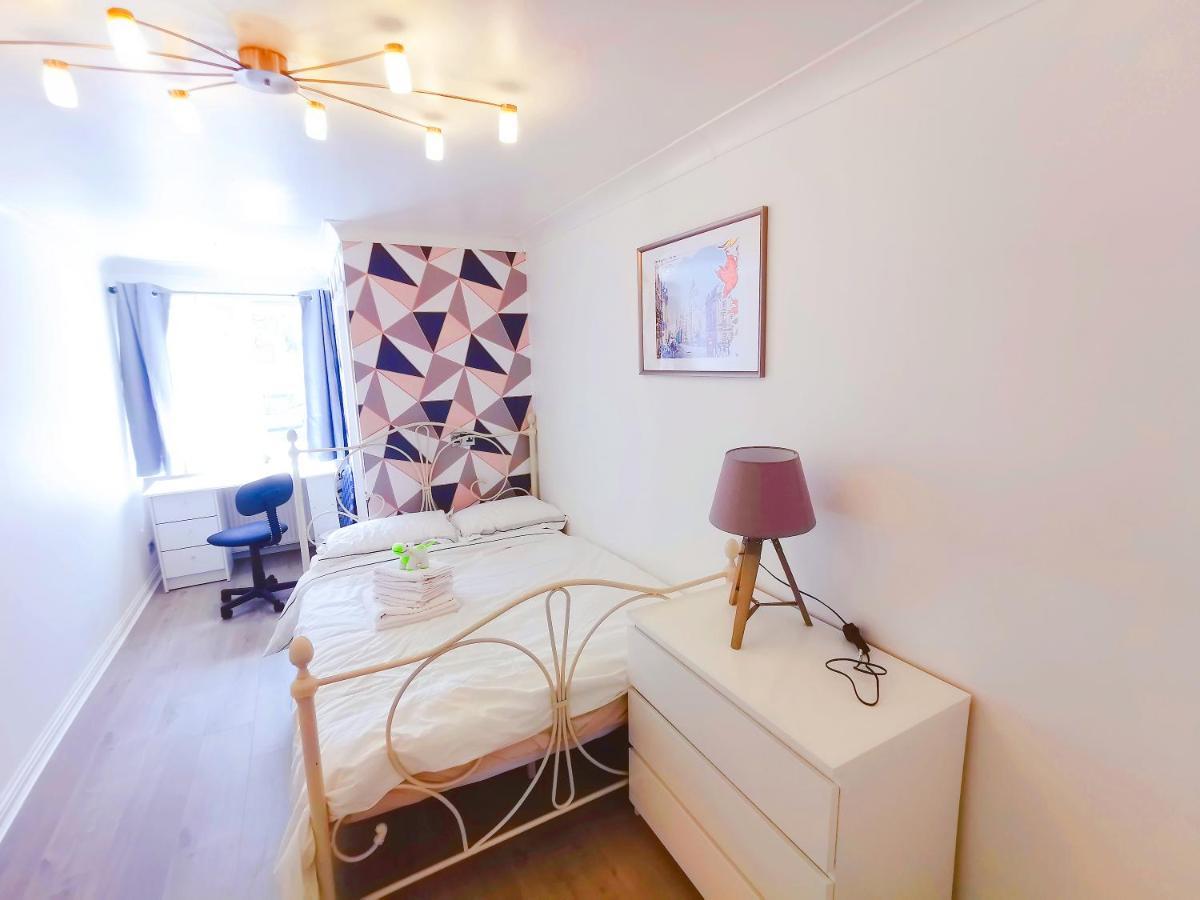 Modern And Spacious Double&King Bedrooms Both With Private Bathrooms Эдинбург Экстерьер фото