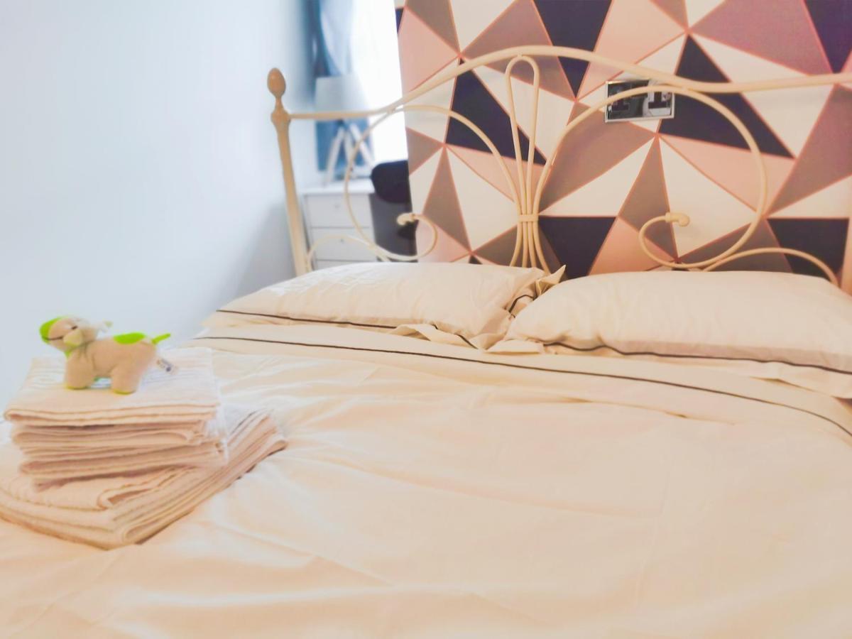 Modern And Spacious Double&King Bedrooms Both With Private Bathrooms Эдинбург Экстерьер фото